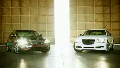 對比評測：2011款克萊斯勒300C vs 2011現(xiàn)代Genesis