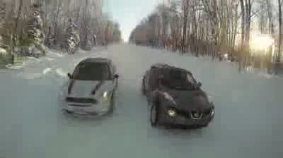 都是大小孩 2011款日產(chǎn)Juke vs 2011款Mini Countryman