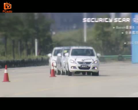 20120514_濟(jì)寧車市_江淮汽車飛行秀高速蛇形